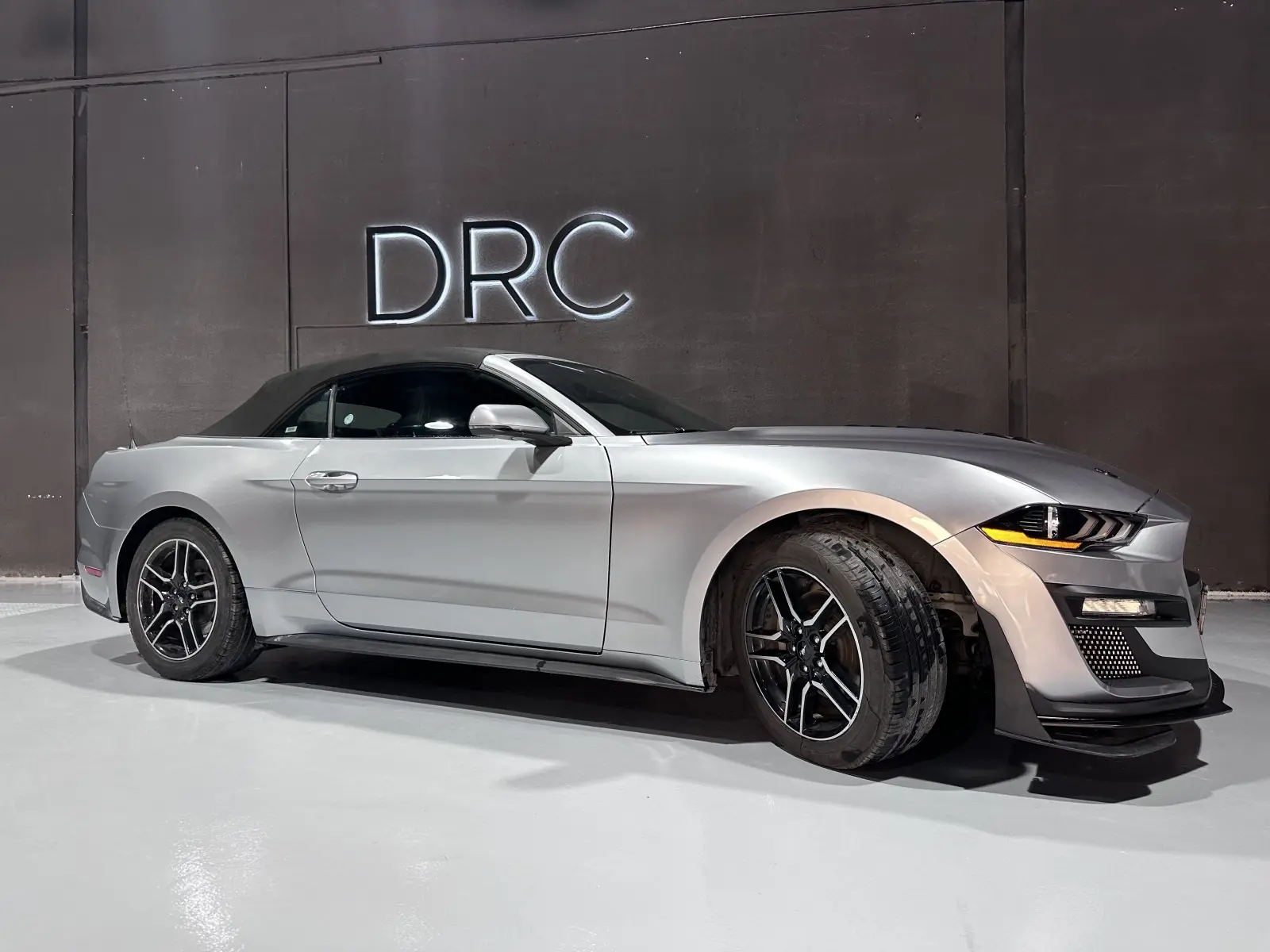 Ford Mustang Model Silver Convertible, 2020