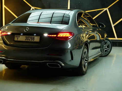 Mercedes C200, 2022