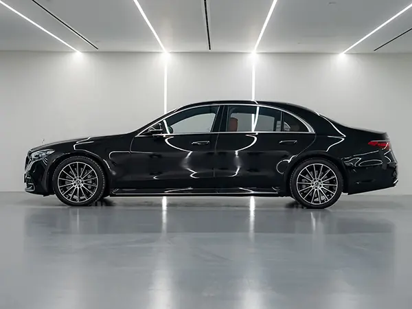 Mercedes S500, 2023