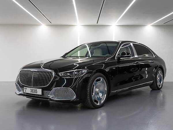 Mercedes Maybach S680 Black