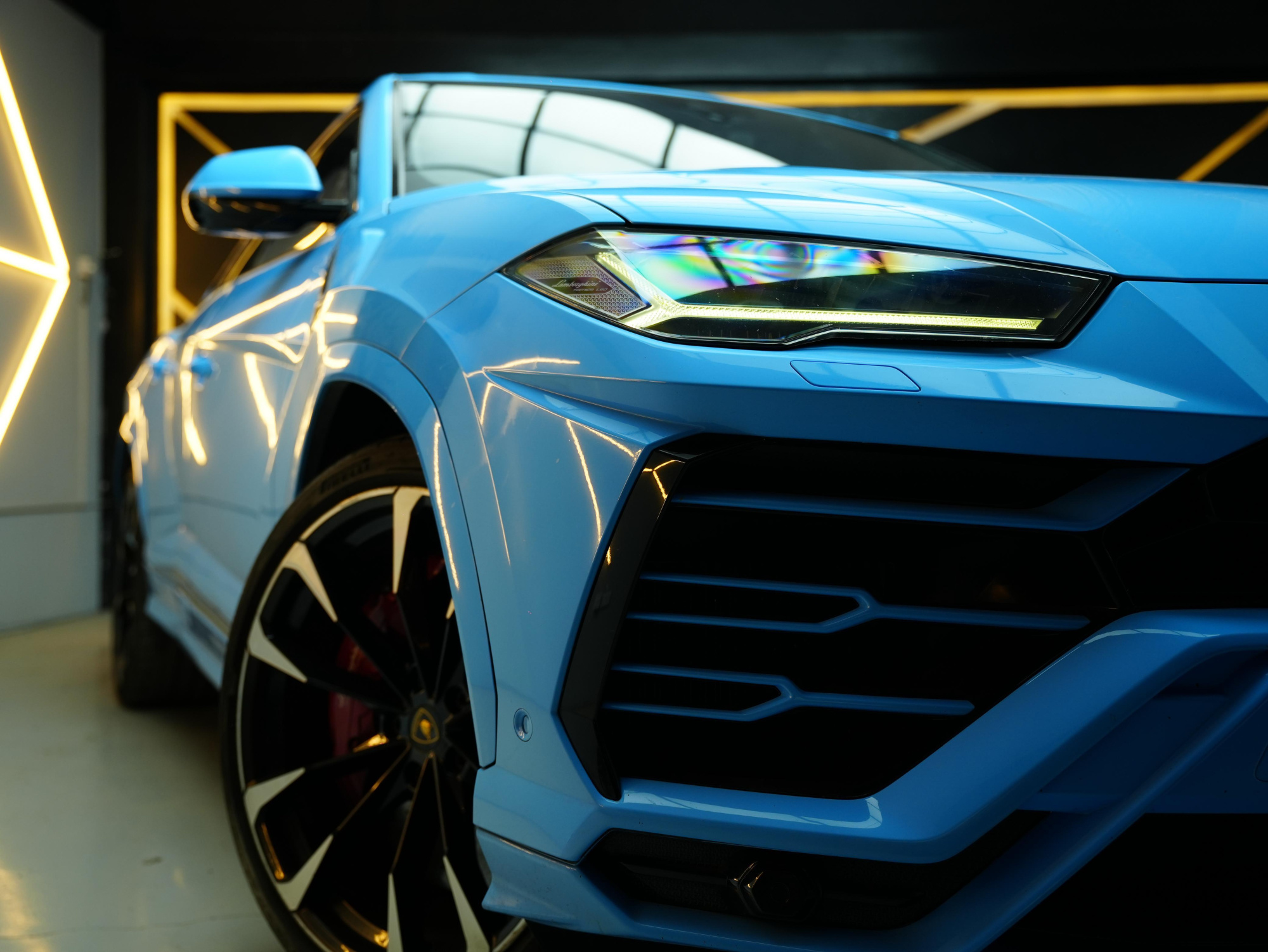 Lamborghini Urus V8TT Blue