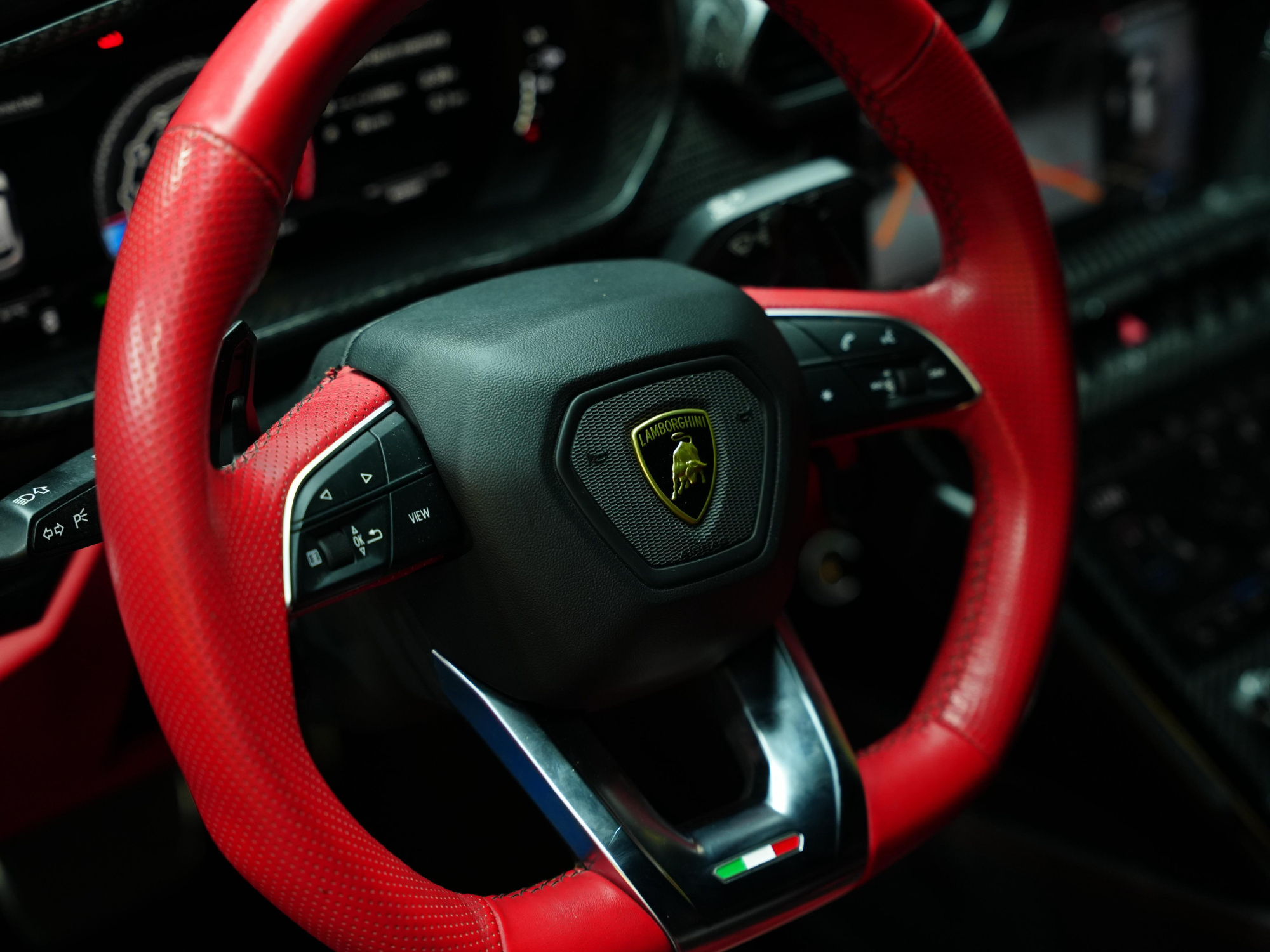 Lamborghini Urus V8TT Blue