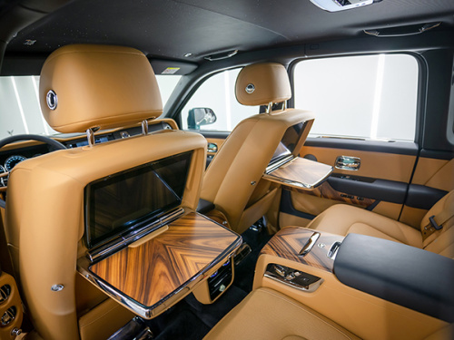 Rolls Royce Cullinan V12, 2022