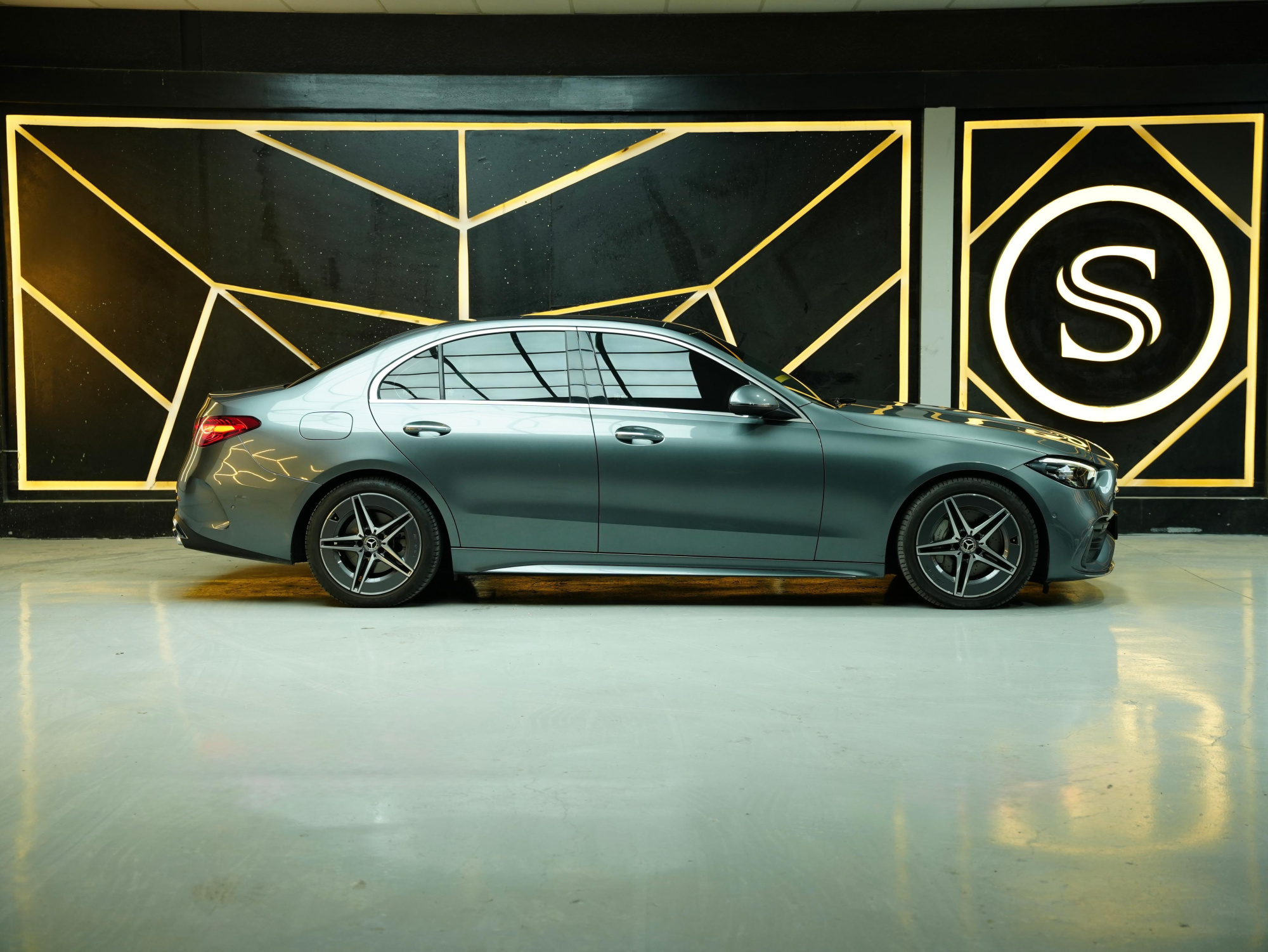 Mercedes C200, 2022