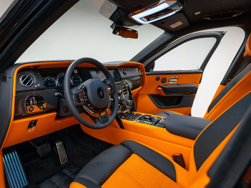 Rolls Royce BB Cullinan V12, 2022