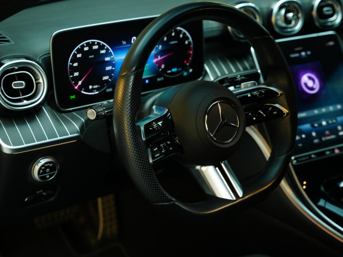 Mercedes C200, 2022